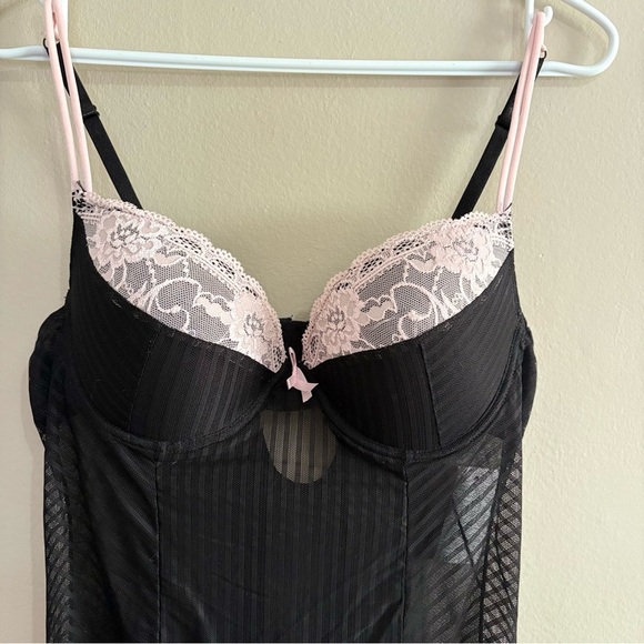 Sophie B Black and Pink Lace Chemise with Padded Cups - Picture 2 of 12